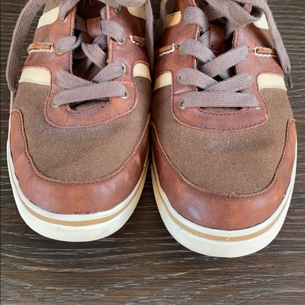 UGG Australia Bryson Grizzly lace sneaker leather - Picture 2 of 11